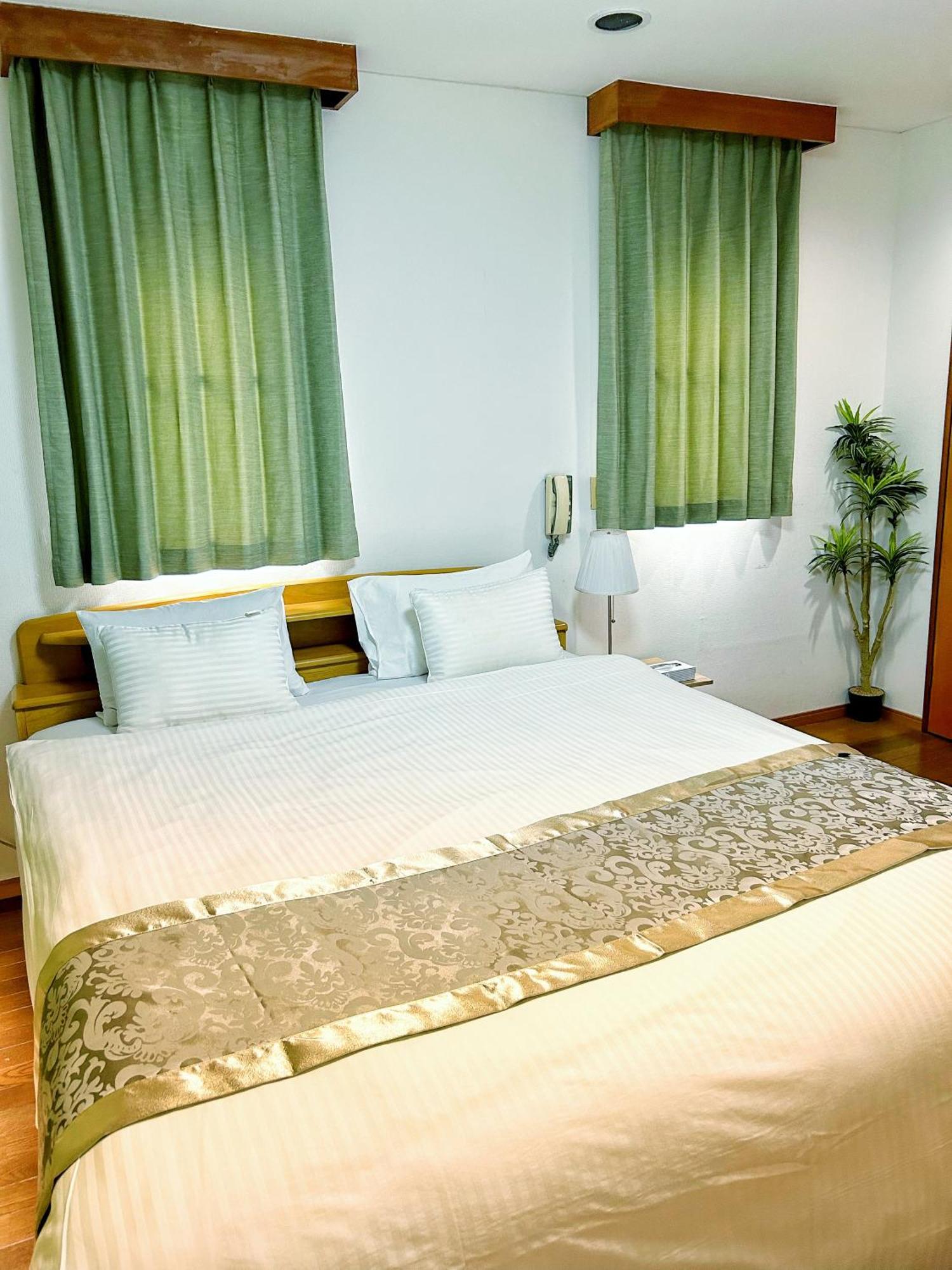 Uhome Ueno Hotel Токио Екстериор снимка
